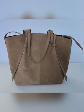Tiffani And Fred Paris Suede Tote Bag. Pre-owned. 11.8×9.8×5.9.